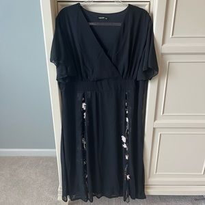 SHEIN black dress with 3D floral details, NWOT, size 3X